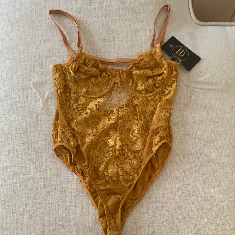 Touch Doll Lace Bodysuit in Mustard Yellow